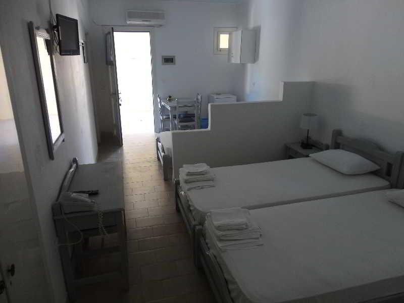 Lianos Hotel Apartments Спетсес Экстерьер фото